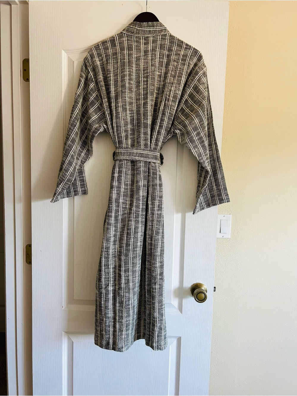 Mizar & Alcor Basil Robe - Picture 5 of 9